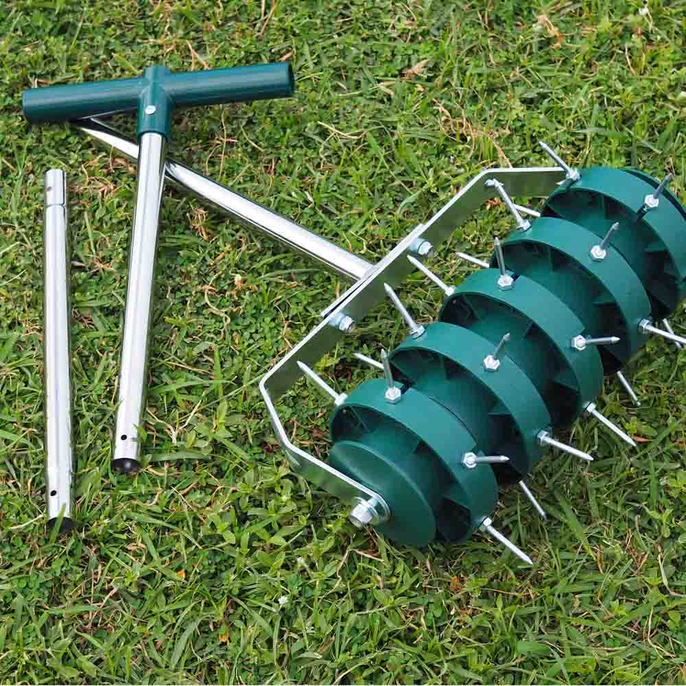 Grass Spike Roller: image 2