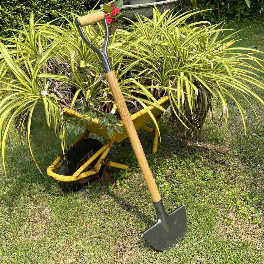 Half Moon Edging Spade: image 10